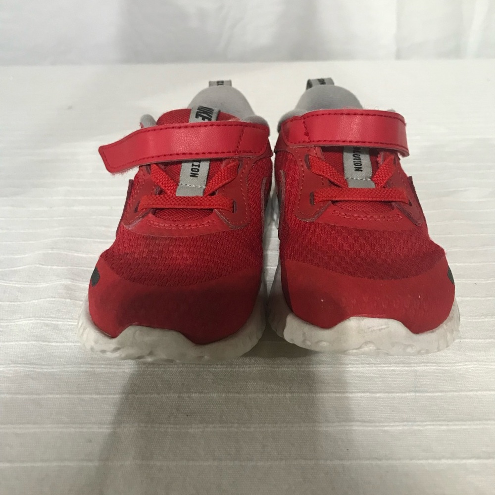 Toddler Nike Revolution 5 Sneakers Sz 7 - Picture 3 of 5